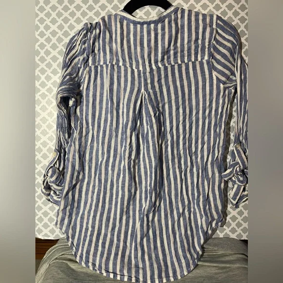 Lucky Brand - Picture 2 of 3